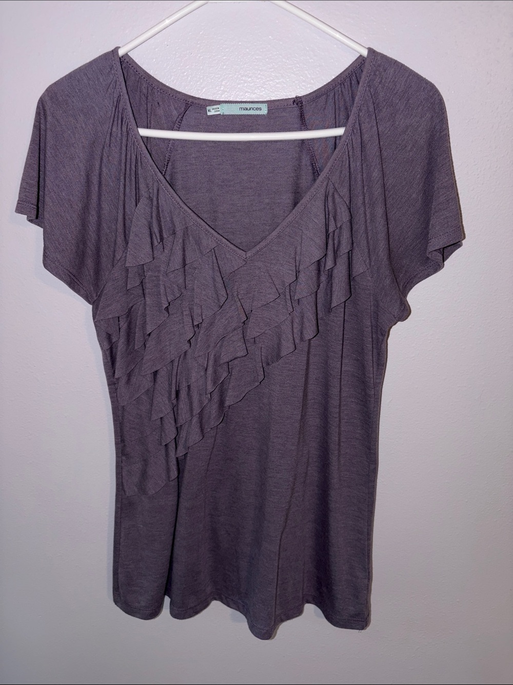 Maurices Heathered Lavender Ruffle V-Neck Short Sleeve Top, sz XL (runs small)